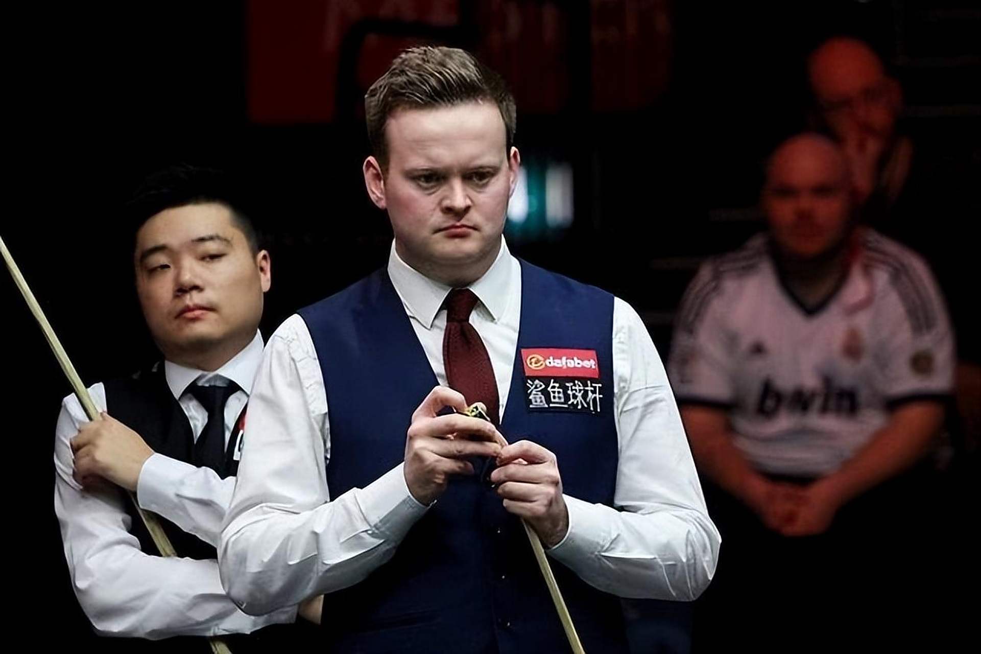 如此突出 如此突出